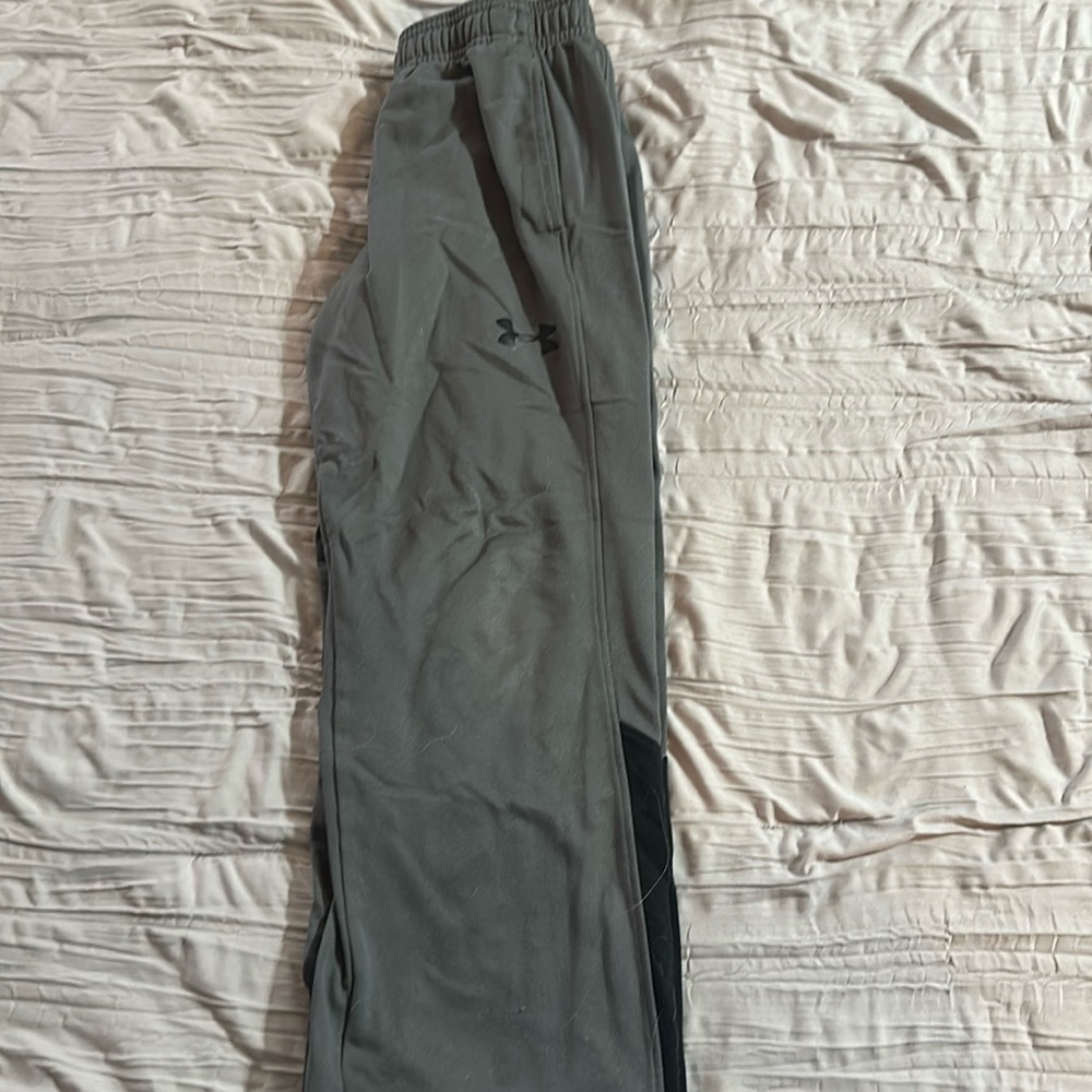 COPY - Boys size S Under Armour athletic pants